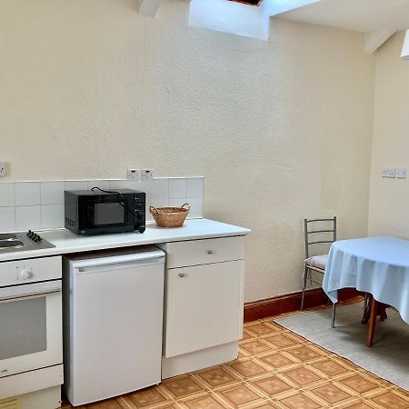 Second Floor Apartment Tenby Town Centre Exteriör bild